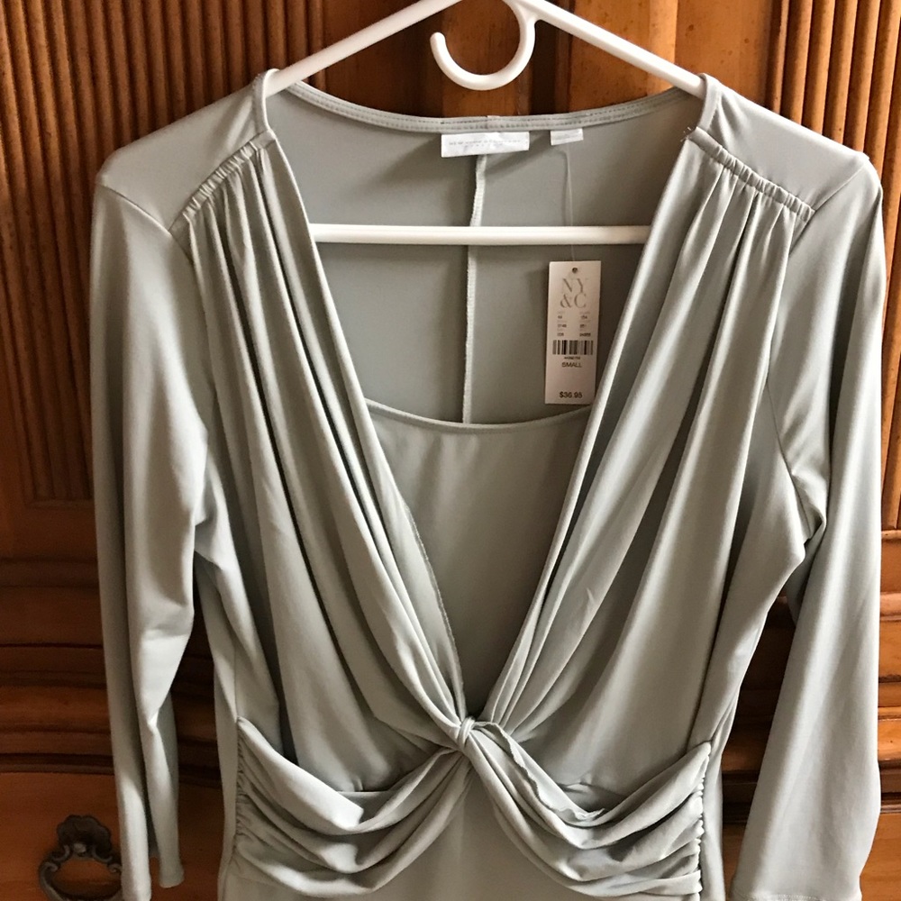 New York & Co gray twisted knot blouse. New w/tags